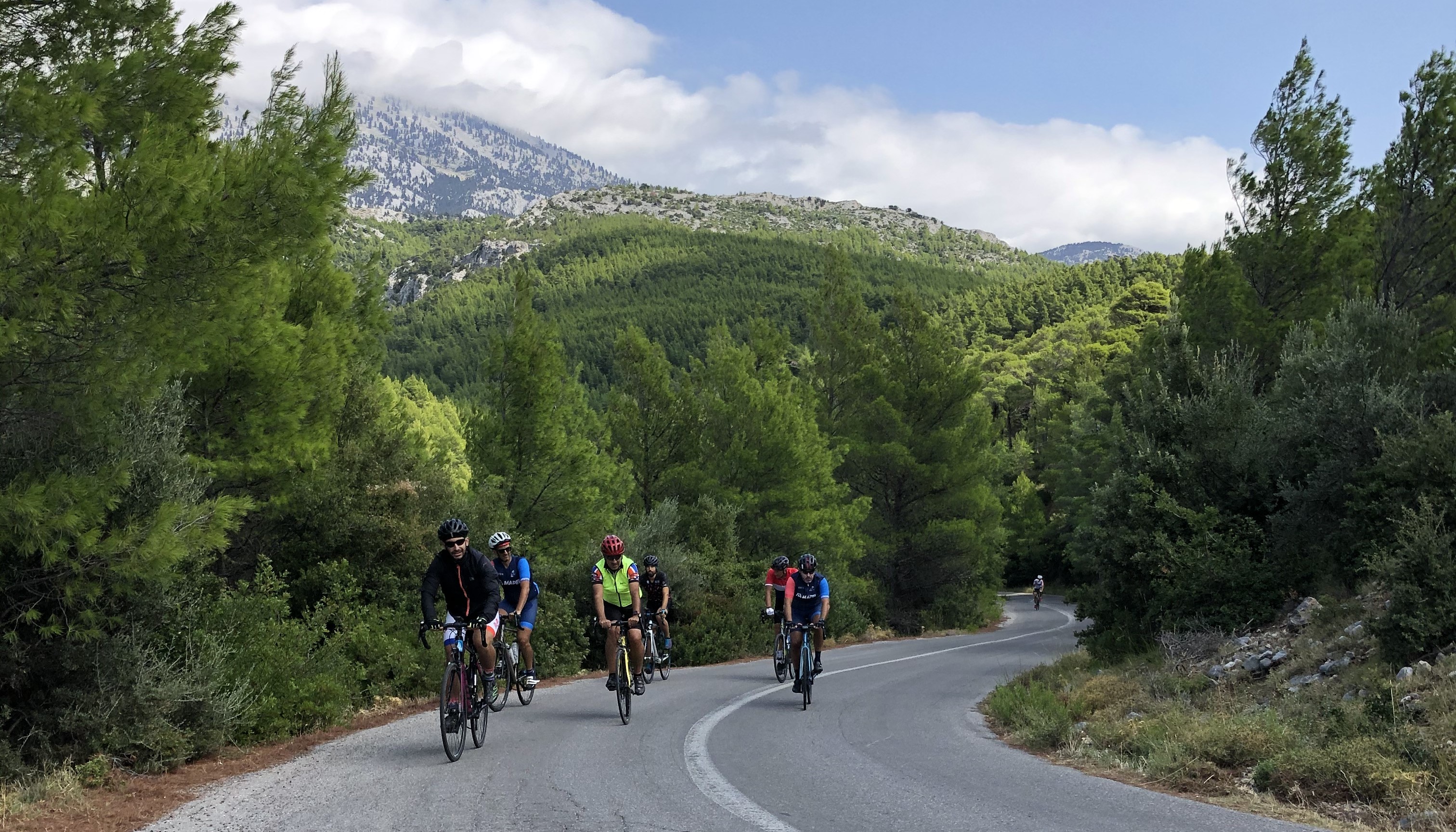 Γύρος Δίρφης